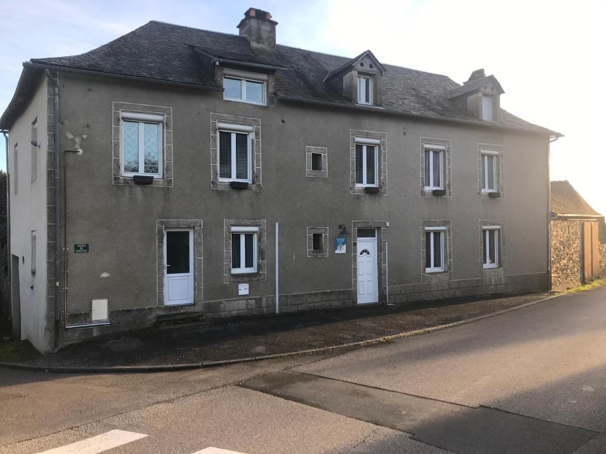Chambres D'Hotes L'Ame De Travassac Donzenac ภายนอก รูปภาพ